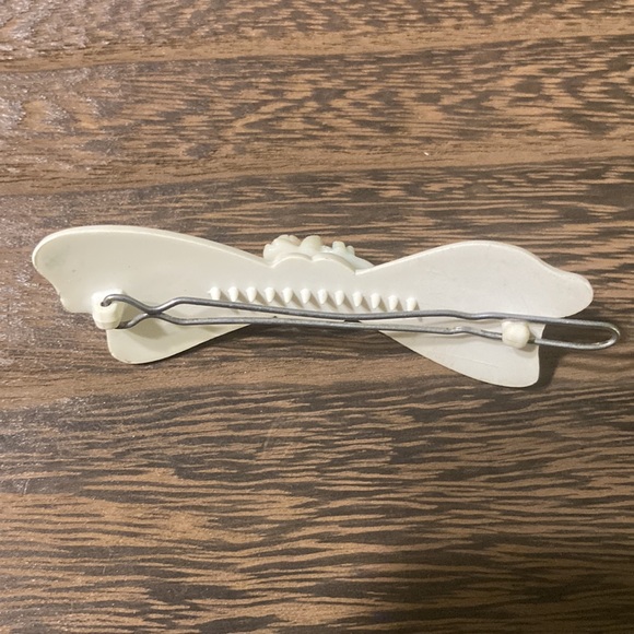 Vintage Bow Hair Barrette, set of two - Picture 5 of 6